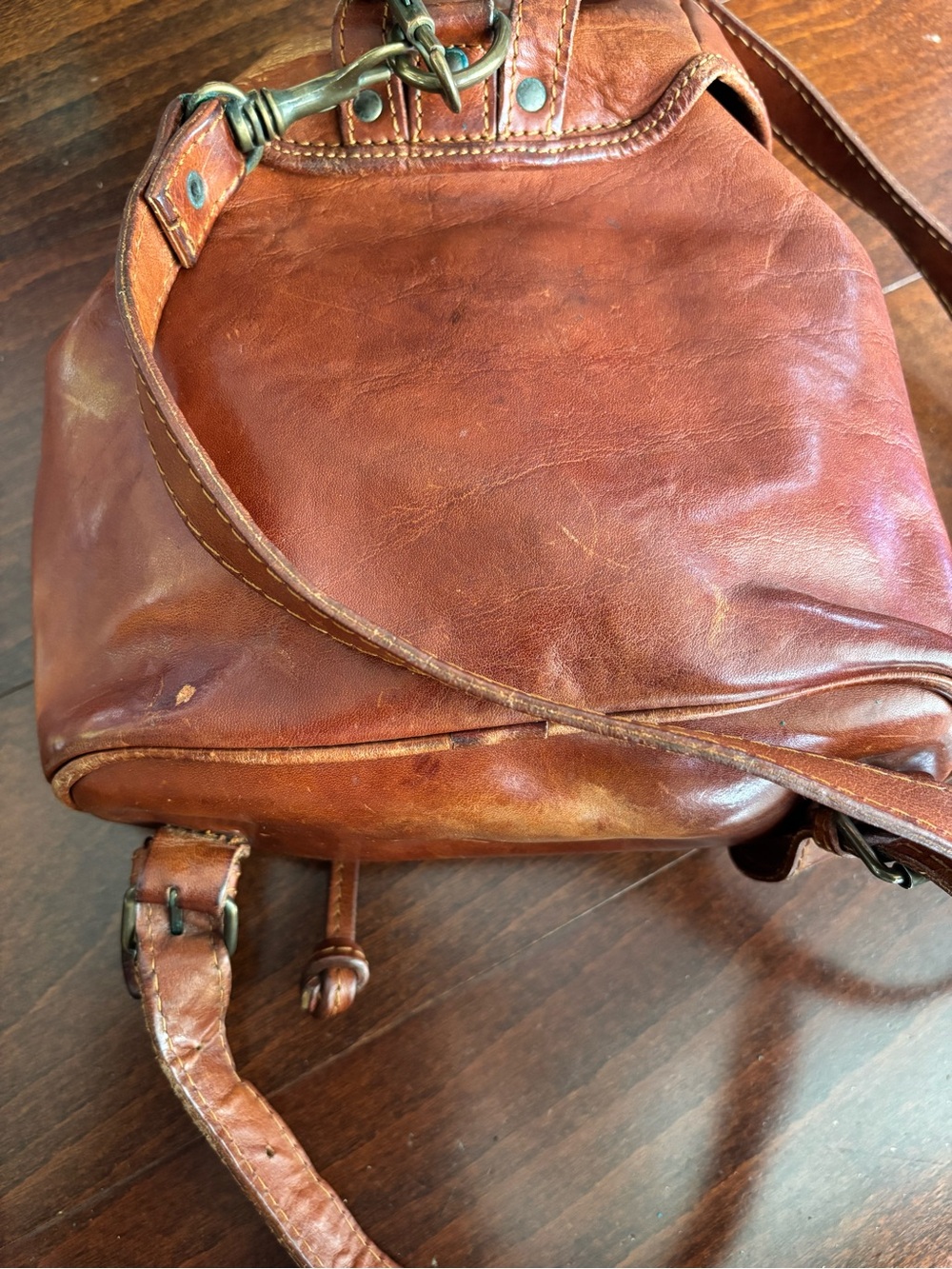 Vintage La Sella Roma Italian Leather Small Backpack Satchel, Drawstring Flap - Picture 8 of 16